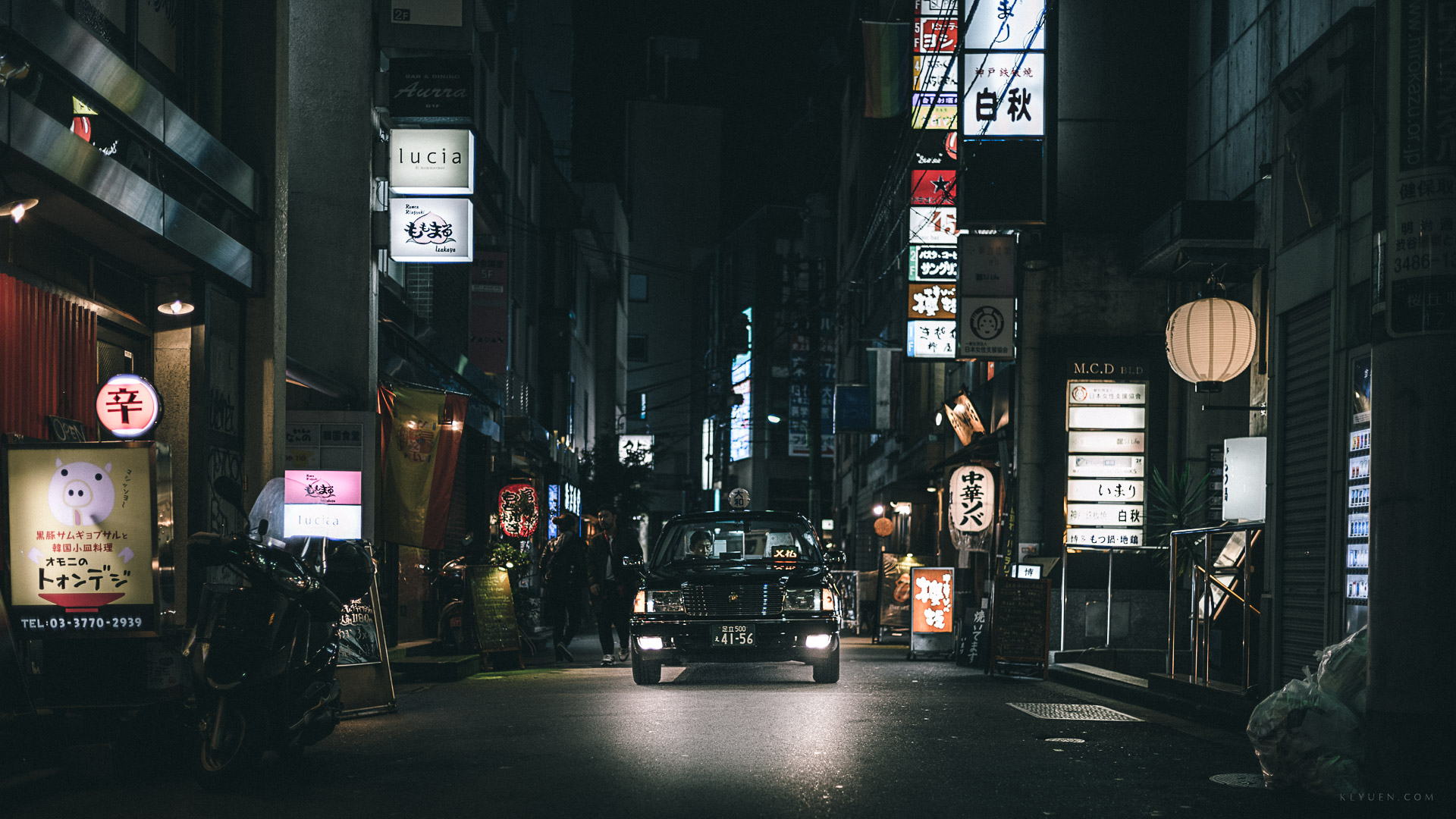 Shibuya, Tokyo, Japan // Leica Summilux 35mm f/1.4 ASPH FLE / Leica M10